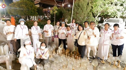 ภาพ No.204216:V.52 สารพัดV สารพัดดี ที่วัดสองพี่น้อง ในโครงการธรรมยาตรา กตัญญูบูชา มหาปูชนียาจารย์ พระมงคลเทพมุนี(สด จนฺทสโร) พระผู้ปราบมาร อนุสรณ์สถาน 7 แห่ง ปีที่ 13 ระหว่างวันที่ 2-31 มกราคม พ.ศ. 2568