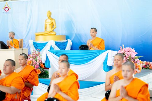 ภาพ No.336087:วันที่ 20 มิถุนายน พ.ศ. 2569 พิธีตักบาตรฉลองพระใหม่ โครงการอุปสมบทธรรมทายาทอุดมศึกษา รุ่นที่ 53