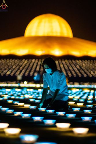 ภาพ No.55412:ประมวลภาพพิธีลอยกระทงธรรม ณ วัดพระธรรมกาย (วันที่ 8 พฤศจิกายน พ.ศ. 2565)