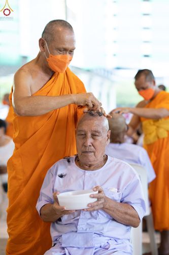 ภาพ No.56798:พิธีปลงผมนาคธรรมทายาท โครงการอุปสมบทบูชาธรรม มหาปูชนียาจารย์ประจำปี 2565 ณ สภาธรรมกายสากล วัดพระธรรมกาย