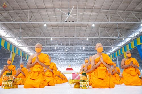 ภาพ No.44390:ประมวลภาพพิธีบรรพชา และพิธีถวายบาตร โครงการบวชภาคฤดูร้อน พ.ศ. 2565