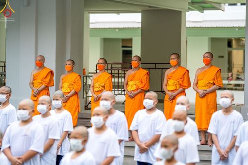ภาพ No.44525:ประมวลภาพพิธีปลงผม โครงการบรรพชาสามเณรหน่อแก้วเปรียญธรรมรุ่นที่ 10