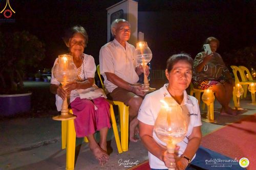 ภาพ No.222303:วันที่ 26-27 เมษายน พ.ศ. 2568 ศูนย์ปฏิบัติธรรมสวนผึ้ง ร่วมกับ ธุดงค์คสถานประจวบคีรีขันธ์ และวัดอ่าวน้อย  จัดกิจกรรมเดินธรรมยาตรา ตักบาตรข้าวสารอาหารแห้ง และจุดประทีปถวายเป็นพุทธบูชา ณ วัดอ่าวน้อย จ.ประจวบคีรีขันธ์