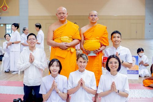 ภาพ No.217347:วันเสาร์ที่ 12 เมษายน พ.ศ. 2568 พิธีบรรพชา พิธีขอศีลและขอนิสสัย พิธีมอบบาตร ในโครงการอุปสมบทหมู่ บูชาธรรมหลวงพ่อธัมมชโย, โครงการธรรมทายาท ระดับอุดมศึกษา รุ่นที่ 52 ,  โครงการบวชพระนานาชาติ AEC & WAB CEO รุ่นที่ 4 ณ วัดพระธรรมกาย