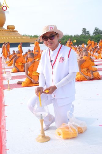 ภาพ No.130159:V.34 เพื่อธรรมเพื่อบางกล่ำ การรับบุญของเจ้าหน้าที่หน่วยงานต่างๆ  เพื่องานธรรมยาตราอัญเชิญพระบรมสารีริกธาตุ ประดิษฐาน ณ มหารัตนเจดีย์สิริปทุมสวรรค์ (เจดีย์อริยพุทธะ 5 พระองค์) ณ ศูนย์ปฏิบัติธรรมภาคใต้ อ.บางกล่ำ จ.สงขลา ระหว่างวันที่ 9-10 มีนาคม พ.ศ. 2567