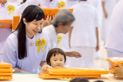 ภาพ No.240849:วันพุธที่ 27 สิงหาคม พ.ศ. 2568 พิธีทอดผ้าป่าเพื่อสร้างอาคาร  82 ปี หลวงพ่อธัมมชโย สมทบกฐินวัดพระธรรมกาย และกฐิน 30,000 วัดทั่วประเทศ ครั้งที่ 1