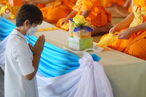 ภาพ No.49957:ประมวลภาพพิธีถวายคิลานเภสัช และอุปกรณ์ทางการแพทย์แด่คณะสงฆ์ วันเสาร์ที่ 20 สิงหาคม พ.ศ. 2565