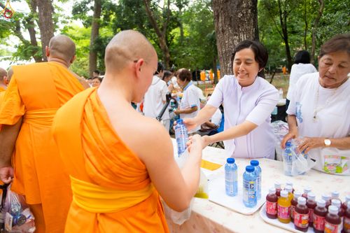 ภาพ No.342101:วันพฤหัสบดีที่ 30 กรกฎาคม พ.ศ.2569 วันเข้าพรรษา วัดพระธรรมกาย