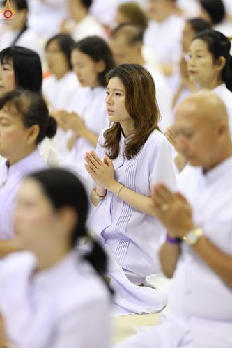 ภาพ No.337911:วันอาทิตย์ต้นเดือน 5 กรกฎาคม พ.ศ.2569 พิธีบูชาข้าวพระ ณ สภาธรรมกายสากล วัดพระธรรมกาย