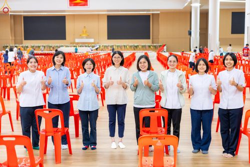 ภาพ No.322793:วันที่ 15-18 เมษายน พ.ศ.2569 การเเตรียมโต๊ะฉัน , เตรียมจุดพักค้าง , เรียงเก้าอี้ , เรียงกล่องไทยธรรม  เพื่องานถวายมหาสังฆทาน 40,000 กว่าวัดทั่วประเทศ วันคุ้มครองโลก 22 เมษายน พ.ศ.2569 วัดพระธรรมกาย