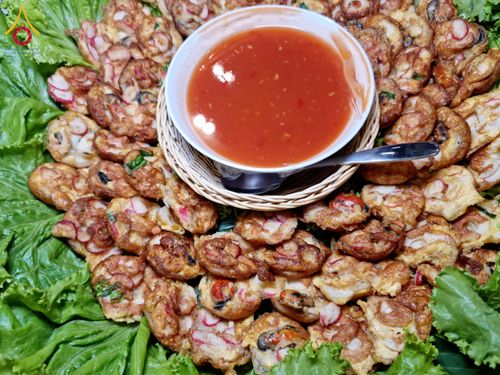 ภาพ No.121264:พิธีถวายภัตตาหารเป็นสังฆทาน แด่คณะพระธรรมยาตราฯ ในโครงการธรรมยาตรากตัญญูบูชา มหาปูชนียาจารย์ พระมงคลเทพมุนี(สด จนฺทสโร) พระผู้ปราบมาร อนุสรณ์สถาน 7 แห่ง ปีที่ 12 วันที่ 30 มกราคม พ.ศ. 2567 ณ สภาธรรมกายสากล วัดพระธรรมกาย