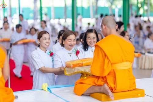 ภาพ No.328419:วันเสาร์ที่ 2 พฤษภาคม พ.ศ.2569 พิธีอุปสมบทสามเณรเตรียม DCI รุ่นที่ 23 ณ อุโบสถพระไตรปิฎก วัดพระธรรมกาย จังหวัดปทุมธานี