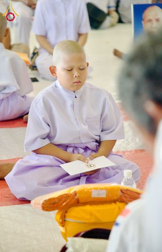 ภาพ No.319453:วันเสาร์ที่ 4 เมษายน พ.ศ.2569 พิธีขอขมา มอบผ้าไตร และถวายบาตรแด่นาคธรรมทายาท ในโครงการบรรพชาสามเณรฟื้นฟูพระพุทธศาสนาทั่วไทย โครงการหน่อแก้วเปรียญธรรม รุ่นที่ 14 โครงการสามเณรยุวธรรมทายาท รุ่นที่ 34 โครงการสามเณรมัชฌิมธรรมทายาท รุ่นที่ 30 ณ สภาธรรมกายสากล