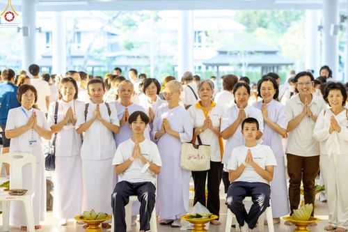 ภาพ No.78427:พิธีตัดปอยผม โครงการหน่อแก้วเปรียญธรรมรุ่นที่ 11  วันที่ 26 มีนาคม พ.ศ.2566  ณ หมู่กุฏิสามเณร อาคารค่ายจองแชมป์ วัดพระธรรมกาย