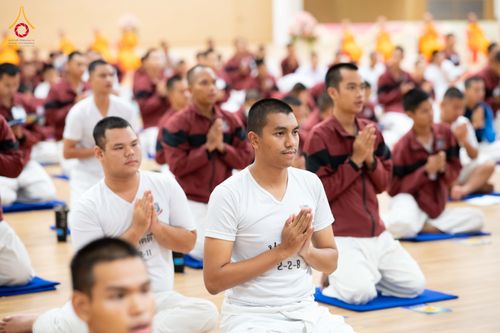 ภาพ No.350461:วันที่ 19-20 กันยายน พ.ศ. 2569 โครงการบรรพชาพัฒนาคุณธรรม จริยธรรม สำหรับนักเรียนนายสิบตำรวจ (นสต.) รุ่นที่ 16 ศูนย์ฝึกอบรมตำรวจภูธรภาค 1 ณ สภาธรรมกายสากล ห้องแก้วสารพัดนึก 2