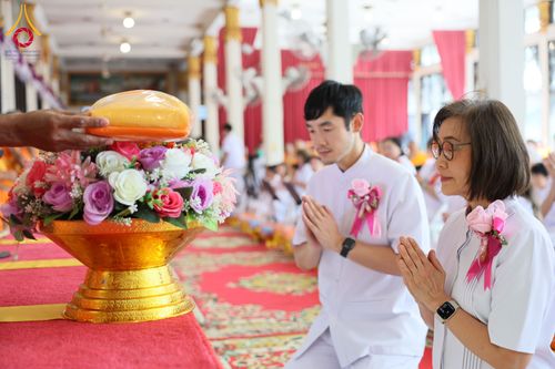 ภาพ No.296521:วันที่ 16 มกราคม พ.ศ. 2569 พิธีทอดผ้าป่าทำนุบำรุงศาสนสถาน ณ วัดสิงห์ ต.บางคูเวียง อ.บางกรวย จ.นนทบุรี อนุสรณ์สถานลำดับที่ 4 สถานที่เกิดด้วยกายธรรม ในโครงการธรรมยาตรา กตัญญูบูชา มหาปูชนียาจารย์ พระมงคลเทพมุนี(สด จนฺทสโร) พระผู้ปราบมาร อนุสรณ์สถาน 7 แห่ง ป