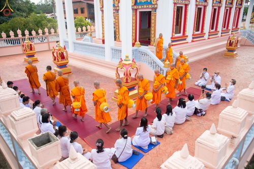 ภาพ No.67462:พิธีอุปสมบทวัดบึงกระจับ อ.พนมสารคาม จ.ฉะเชิงเทรา รับบุญจัดงานโดย สำนักกัลยาณมิตรสากล เมื่อวันที่ 7 ธันวาคม พ.ศ. 2565