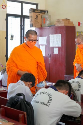 ภาพ No.65248:โครงการตอบปัญหาธรรมะทางก้าวหน้า IMEC (International Morals and Ethics Contest) ครั้งที่ 40 ณ โรงเรียน BUDHIDARMA เกาะบาตั้ม ประเทศอินโดนีเซีย