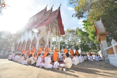 ภาพ No.67018:พิธีอุปสมบทวัดพันเสด็จนอก อ.ศรีราชา จ.ชลบุรี รับบุญจัดงานโดย สำนักพัฒนาเยาวชนโลก เมื่อวันที่ 7 ธันวาคม พ.ศ. 2565