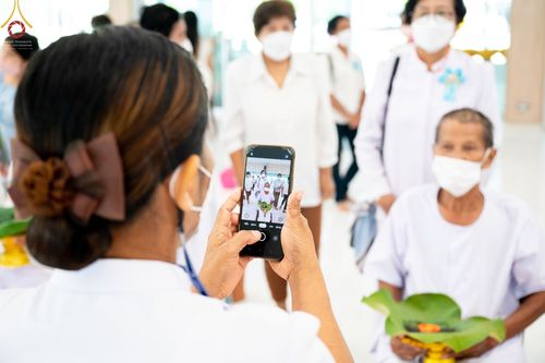 ภาพ No.65568:พิธีปลงผม และพิธีขอขมามอบผ้าไตร นาคธรรมทายาท ในโครงการอุปสมบทบูชาธรรม มหาปูชนียาจารย์ประจำปี 2565 ณ ศูนย์ปฏิบัติธรรมภาคใต้ บางกล่ำ จ.สงขลา วันที่ 19 พฤศจิกายน พ.ศ. 2565