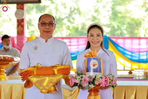 ภาพ No.64296:พิธีทอดกฐินสามัคคีทั่วไทย 5,000 วัด โดยคณะศิษยานุศิษย์วัดพระธรรมกาย น้อมบูชาธรรม 78 ปี หลวงพ่อธัมมชโย  วันอังคารที่ 8 พฤศจิกายน พ.ศ. 2565  ณ วัดโปรยฝน อ.หนองเสือ จ.ปทุมธานี