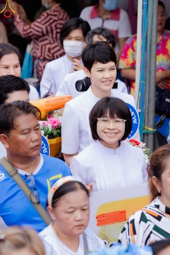 ภาพ No.164612:พิธีทอดกฐิน ณ วัดพูนพิมลราช อ.บางบัวทอง จ.นนทบุรี ในโครงการกฐินสามัคคีทั่วไทย 30,000 วัด บูชาธรรม 80 ปี หลวงพ่อธัมมชโย โดยคณะศิษยานุศิษย์วัดพระธรรมกาย วันที่ 20 ตุลาคม พ.ศ. 2567