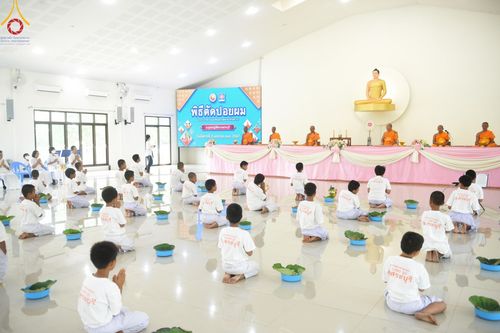 ภาพ No.133353:พิธีตัดปอยผม ธรรมทายาท โครงการบรรพชาสามเณร ฟื้นฟูพระพุทธศาสนาทั่วไทย  ณ ศูนย์ปฏิบัติธรรมจังหวัดสระบุรี อ.พระพุทธบาท จ.สระบุรี  วันที่ 2 เมษายน พ.ศ. 2567