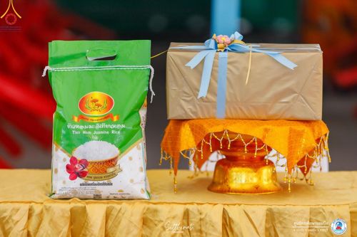 ภาพ No.161016:พิธีถวายมหาสังฆทาน 31 วัด , พิธีบุพเปตพลี , พิธีไถ่ชีวิตโค และ ปล่อยพันธ์ุปลาจำนวน 50,000 ชีวิต ณ ศูนย์การศึกษาจอมบึง ต.รางบัว อ.จอมบึง จ.ราชบุรี วันที่ 28 กันยายน พ.ศ. 2567