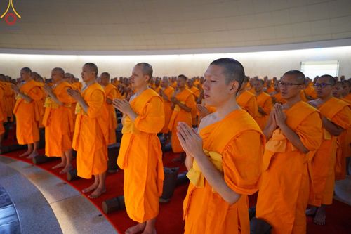 ภาพ No.188378:พิธีต้อนรับพระธรรมยาตรา ในโครงการธรรมยาตรา กตัญญูบูชา มหาปูชนียาจารย์ พระมงคลเทพมุนี(สด จนฺทสโร) พระผู้ปราบมาร อนุสรณ์สถาน 7 แห่ง ปีที่ 13 วันที่ 2 มกราคม พ.ศ. 2568 ณ วัดพระธรรมกาย จ.ปทุมธานี