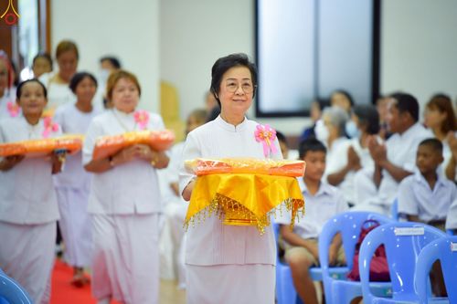 ภาพ No.249902:วันอังคารที่ 30 กันยายน พ.ศ. 2568 พิธีตอกเสามงคลต้นแรกอาคารเศรษฐีถาวร ที่พักผู้มาปฏิบัติธรรม ณ ศูนย์ปฏิบัติธรรมจันทบุรี