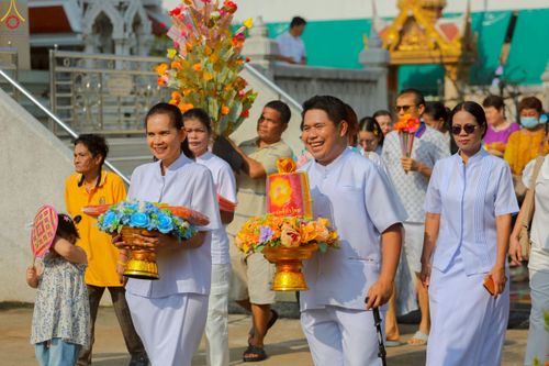 ภาพ No.256113:วันที่ 12 ตุลาคม พ.ศ. 2568 พิธีทอดกฐินสามัคคีทั่วไทย 30,000 วัด โดยคณะศิษยานุศิษย์ บูชาธรรม 81 ปี หลวงพ่อธัมมชโย ณ วัดบางโฉลงใน อ.บางพลี จ.สมุทรปราการ