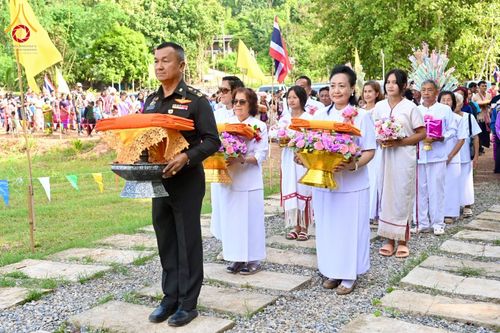 ภาพ No.183159:พิธีทอดกฐิน ณ ศูนย์ฝึกอบรมเยาวชนสวนไม้สัก จ.แม่ฮ่องสอน ในโครงการทอดกฐินสามัคคีทั่วไทย 30,000 วัด บูชาธรรม 80 ปี หลวงพ่อธัมมชโย โดยคณะศิษยานุศิษย์วัดพระธรรมกาย วันที่ 10 พฤศจิกายน พ.ศ. 2567