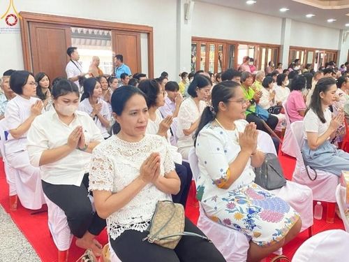 ภาพ No.171649:พิธีทอดกฐิน ณ วัดพลมานีย์ กรุงเทพฯ กฐินสัมฤทธิ์เด็กดี V-Star  โรงเรียนแสงหิรัญ กรุงเทพฯ ในโครงการทอดกฐินสามัคคีทั่วไทย 30,000 วัด บูชาธรรม 80 ปี หลวงพ่อธัมมชโย โดยคณะศิษยานุศิษย์วัดพระธรรมกาย วันที่ 18 ตุลาคม พ.ศ.2567