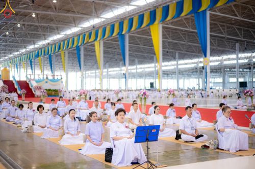 ภาพ No.149684:พิธีจุดเทียนใจ ไฟนิรันดร์ อนันตชัย วันอาทิตย์ที่ 25 สิงหาคม พ.ศ.2567 วัดพระธรรมกาย จ.ปทุมธานี