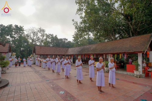 ภาพ No.179897:พิธีบรรพชาสามเณรและอุปสมบท โครงการบรรพชาอุปสมบทหมู่บูชาธรรมมหาปูชนียจารย์ ณ วัดพระธาตุจอมทอง และ วัดพระธาตุศรีโคมคำ อ.เมือง จ.พะเยา วันอังคารที่ ๓ ธันวาคม พ.ศ. ๒๕๖๗