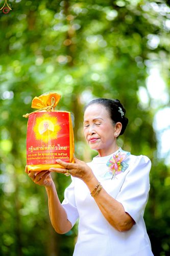 ภาพ No.258341:วันที่ 18 ตุลาคม พ.ศ. 2568 พิธีทอดกฐินสามัคคีทั่วไทย 30,000 วัด โดยคณะศิษยานุศิษย์ บูชาธรรม 81 ปี หลวงพ่อธัมมชโย ณ สำนักสงฆ์ป่าเขานันทา จ.สุพรรณบุรี