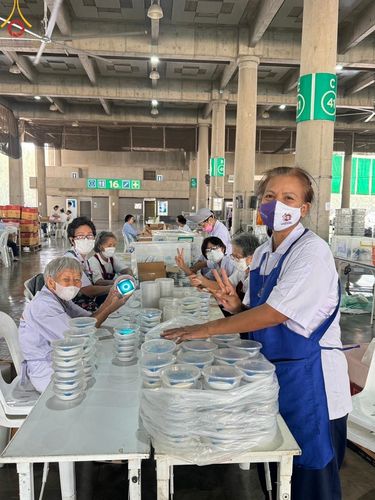 ภาพ No.137983:V.42 ก่อน กลาง เก็บ บุญวันวิสาขบูชา การเตรียมงาน การปฏิบัติงาน และการเก็บงาน ของเจ้าหน้าที่หน่วยงานต่างๆ วันวิสาขบูชา พุธที่ 22 พฤษภาคม พ.ศ. 2567