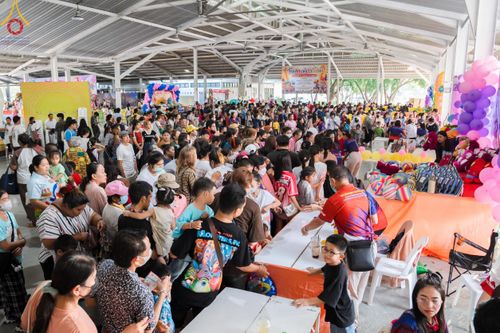 ภาพ No.111185:กิจกรรมงานวันเด็กแห่งชาติ รวมพลังเด็กเก่งและดี สร้างความดีสากล ปีที่ 6 ร่วมจัดโดย เทศบาลเมืองท่าโขลง พุทธสมาคมปทุมธานี องค์การบริหารส่วนตำบลคลองสาม ณ วัดพระธรรมกาย จ.ปทุมธานี วันที่ 13 มกราคม พ.ศ. 2567