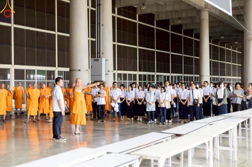 ภาพ No.214473:วันที่ 31 มีนาคม พ.ศ. 2568 ประชุมทีมงานการจัดถวายภัตตาหารพระ  เพื่องานวันถวายมหาสังฆทาน 40,000 กว่าวัด  วันคุ้มครองโลก ณ วัดพระธรรมกาย