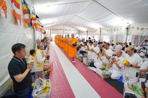 ภาพ No.137884:กิจกรรมวันวิสาขบูชา  ศูนย์ปฏิบัติธรรมกัวลาลัมเปอร์ ประเทศมาเลเซีย ระหว่างวันที่ 19-22 พฤษภาคม พ.ศ. 2567