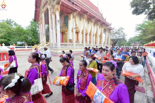 ภาพ No.251967:วันที่ 11 ตุลาคม พ.ศ. 2568 พิธีทอดกฐินสามัคคีทั่วไทย 30,000 วัด โดยคณะศิษยานุศิษย์ บูชาธรรม 81 ปี หลวงพ่อธัมมชโย ณ วัดหนองเสือ ต.หนองดินแดง อ.เมือง จ.นครปฐม