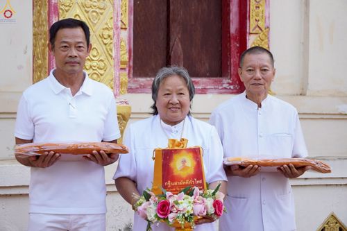 ภาพ No.266999:วันที่ 23 ตุลาคม พ.ศ. 2568 พิธีทอดกฐินสามัคคีทั่วไทย ณ วัดหนองมน อำเภอท่าวุ้ง จังหวัดลพบุรี โดยคณะศิษยานุศิษย์ บูชาธรรม 81 ปี หลวงพ่อธัมมชโย