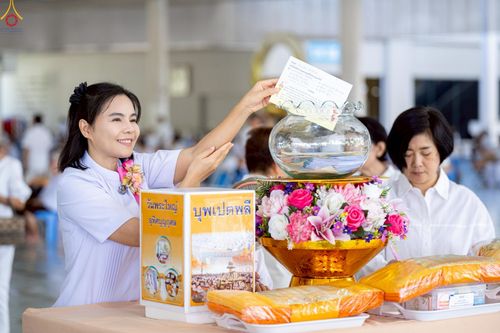 ภาพ No.237910:วันเสาร์ที่ 9 สิงหาคม พ.ศ. 2568 (วันพระ ขึ้น 15 ค่ำ เดือน 9) พิธีบุพเปตพลี ครั้งที่ 168 ร่วมอุทิศบุญแด่หมู่ญาติที่ล่วงลับไปแล้ว และสืบทอดอายุพระพุทธศาสนา ณ หอฉันคุณยายอาจารย์ฯ วัดพระธรรมกาย