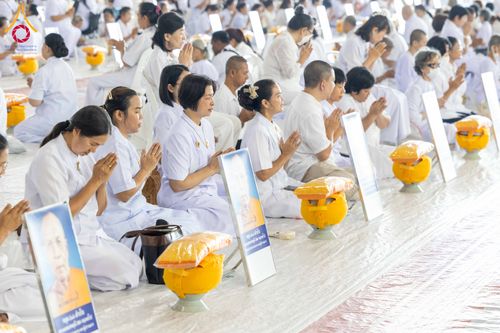 ภาพ No.321272:วันเสาร์ที่ 11 เมษายน พ.ศ.2569 พิธีขอขมาและมอบผ้าไตร โครงการอุปสมบทหมู่ บูชาธรรมหลวงพ่อธัมมชโย พ.ศ.2569 โครงการอุปสมบทหมู่ธรรมทายาท ระดับอุดมศึกษา รุ่น 53 (ภาคฤดูร้อน) ณ วัดพระธรรมกาย ปทุมธานี