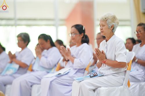 ภาพ No.153683:โครธการอุบาสกแก้ว อุบาสิกาแก้ว รุ่นที่ 1 ตัวแทนทอดกฐินสามัคคีทั่วไทย 30,000 วัด บูชาธรรม 80 ปี หลวงพ่อธัมมชโย ระหว่างวันที่ 6-8 กันยายน พ.ศ. 2567 ณ ศูนย์การศึกษาเขาแก้วเสด็จ จ.ปราจีนบุรี