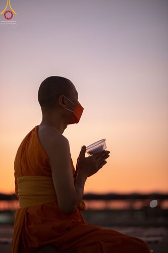 ภาพ No.67841:พิธีเจริญพระพุทธมนต์ จุดประทีปถวายเป็นพุทธบูชา และพิธีฉลองชัยสวดมนต์บทธรรมจักร 4,990,000,082 จบ เนื่องในวาระอายุวัฒนมงคลครบ 82 ปี หลวงพ่อทัตตชีโว ณ พระมหาธรรมกายเจดีย์ วัดพระธรรมกาย จ.ปทุมธานี วันพุธที่ 21 ธันวาคม พ.ศ. 2565