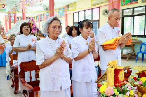 ภาพ No.276842:วันที่ 16 ตุลาคม พ.ศ. 2568 พิธีทอดกฐินสามัคคีทั่วไทย ณ วัดสวนปอ อ.จักราช จ.นครราชสีมา โดยคณะศิษยานุศิษย์ บูชาธรรม 81 ปี หลวงพ่อธัมมชโย