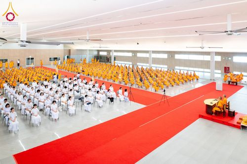 ภาพ No.161320:พิธีรับดวงแก้วนักเรียนบาลี ผู้สมัครสอบในนามวัดพระธรรมกาย วันอาทิตย์ที่ 6 ตุลาคม พ.ศ. 2567 ณ ค่ายจองแชมป์ หมู่กุฏิสามเณรเปรียญธรรม วัดพระธรรมกาย จ.ปทุมธานี