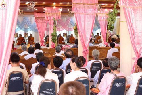 ภาพ No.258328:วันที่ 18 ตุลาคม พ.ศ. 2568 พิธีทอดกฐินสามัคคีทั่วไทย 30,000 วัด โดยคณะศิษยานุศิษย์ บูชาธรรม 81 ปี หลวงพ่อธัมมชโย ณ วัดยางไทยเจริญผล ต.บ้านดอน อ.อู่ทอง จ.สุพรรณบุรี