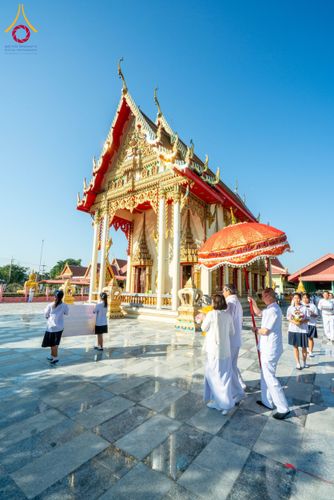 ภาพ No.195648:พิธีทอดผ้าป่าทำนุบำรุงศาสนสถาน ณ วัดคู้สลอดวุฒิโสภณ ต.คู้สลอด อ.ลาดบัวหลวง จ.พระนครศรีอยุธยา ในโครงการธรรมยาตรา กตัญญูบูชา มหาปูชนียาจารย์ พระมงคลเทพมุนี(สด จนฺทสโร) พระผู้ปราบมาร อนุสรณ์สถาน 7 แห่ง ปีที่ 13 วันที่ 13 มกราคม พ.ศ. 2568